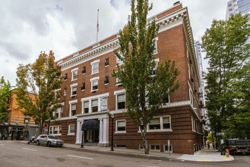 Arlington Club